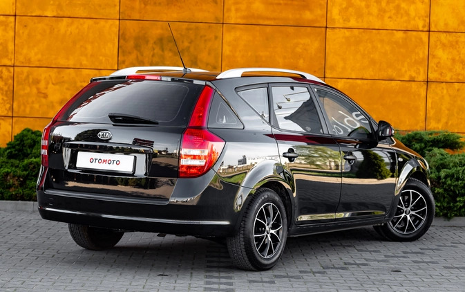 Kia Ceed cena 17900 przebieg: 162000, rok produkcji 2008 z Radom małe 529
